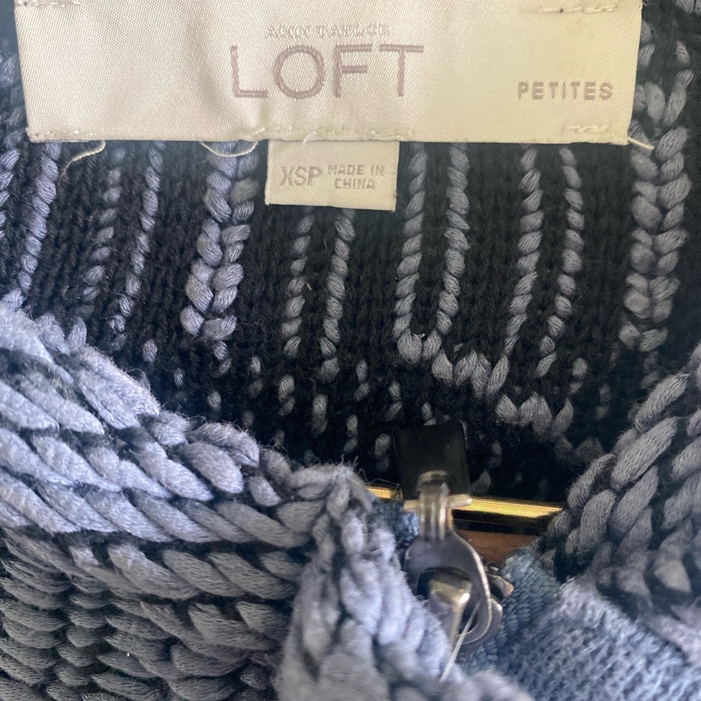 Loft Women’s Asymetric ZipUp Long Sleeve Sweater Jacket in Cobalt Blue Size XSP - Picture 15 of 16